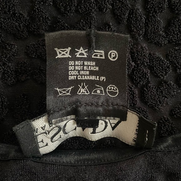 Vintage ESCADA Margaretha Ley 1990s Black Textured Pullover Top EU 36 Cheetah - Picture 6 of 7